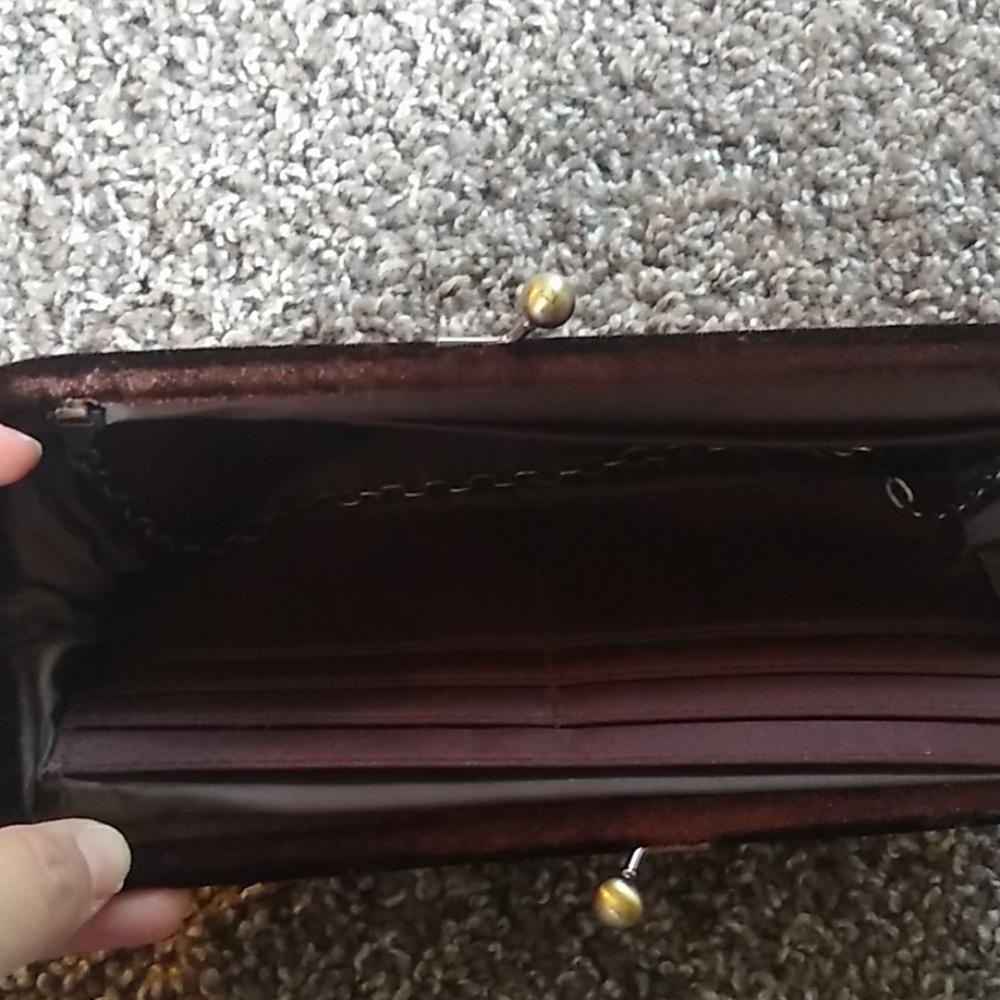 Purse - Picture 2 of 2